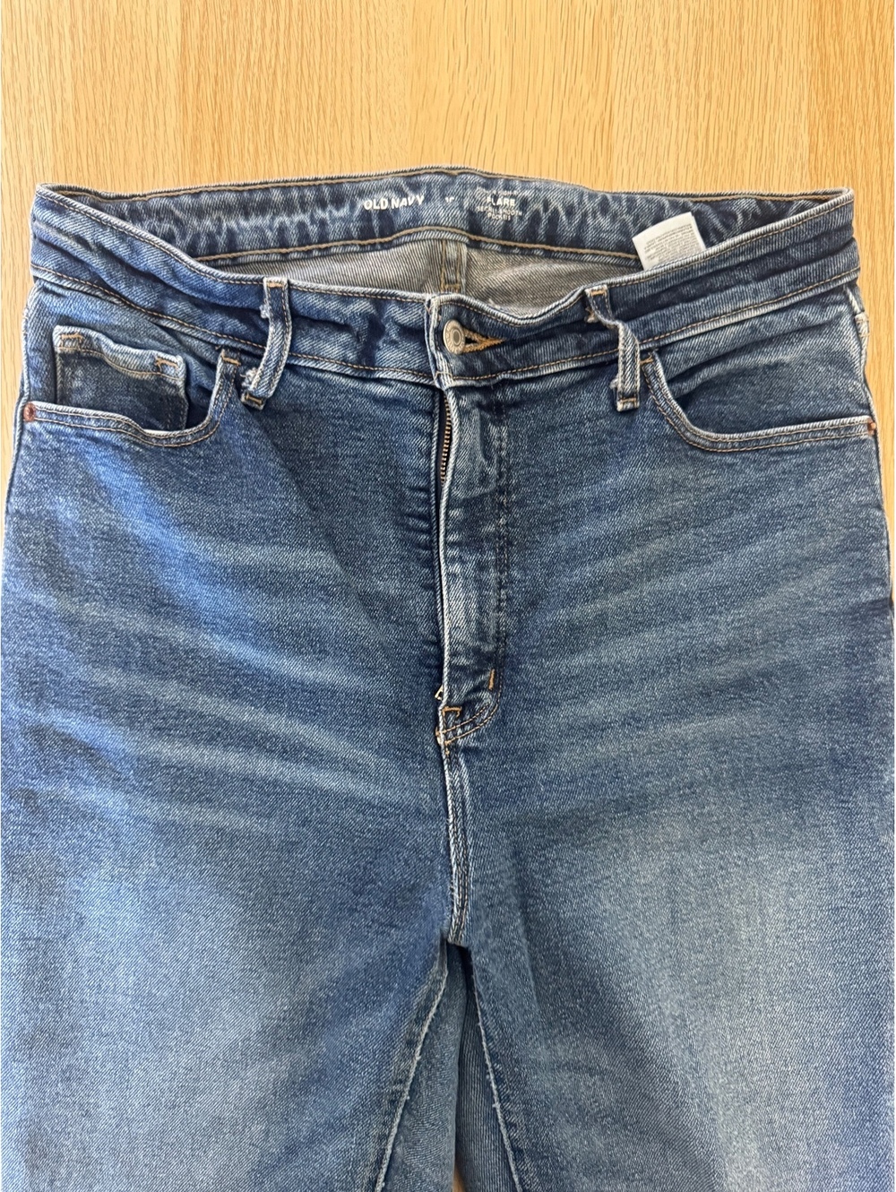 Old Navy Denim Lot Size 10 Mid & High Rise Kicker Bootcut Flare Jeans (3 Pairs) - Picture 4 of 7